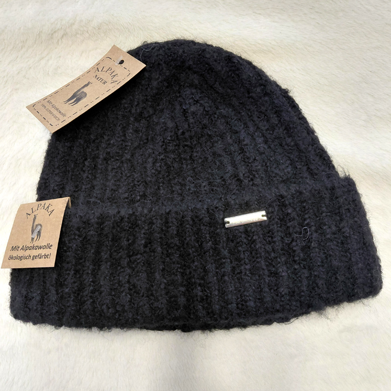 Strickmütze aus Angora und Mohairwolle mit Umschlag Schwarz